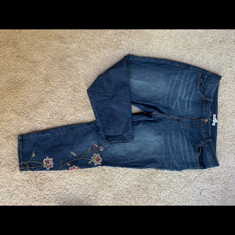 Embroidered Flower Jeans